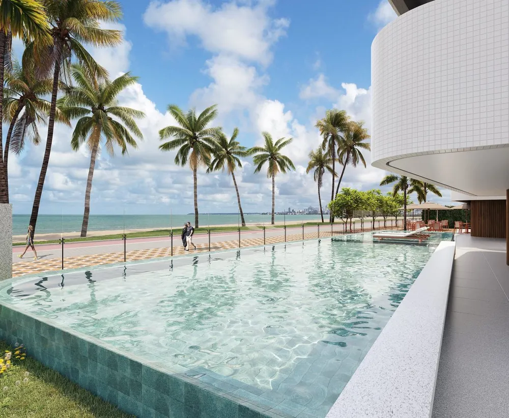 Azimut: Pools on the ground floor and the rooftop
